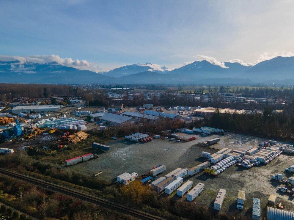 8072 Lickman Rd, Chilliwack, BC for Sale