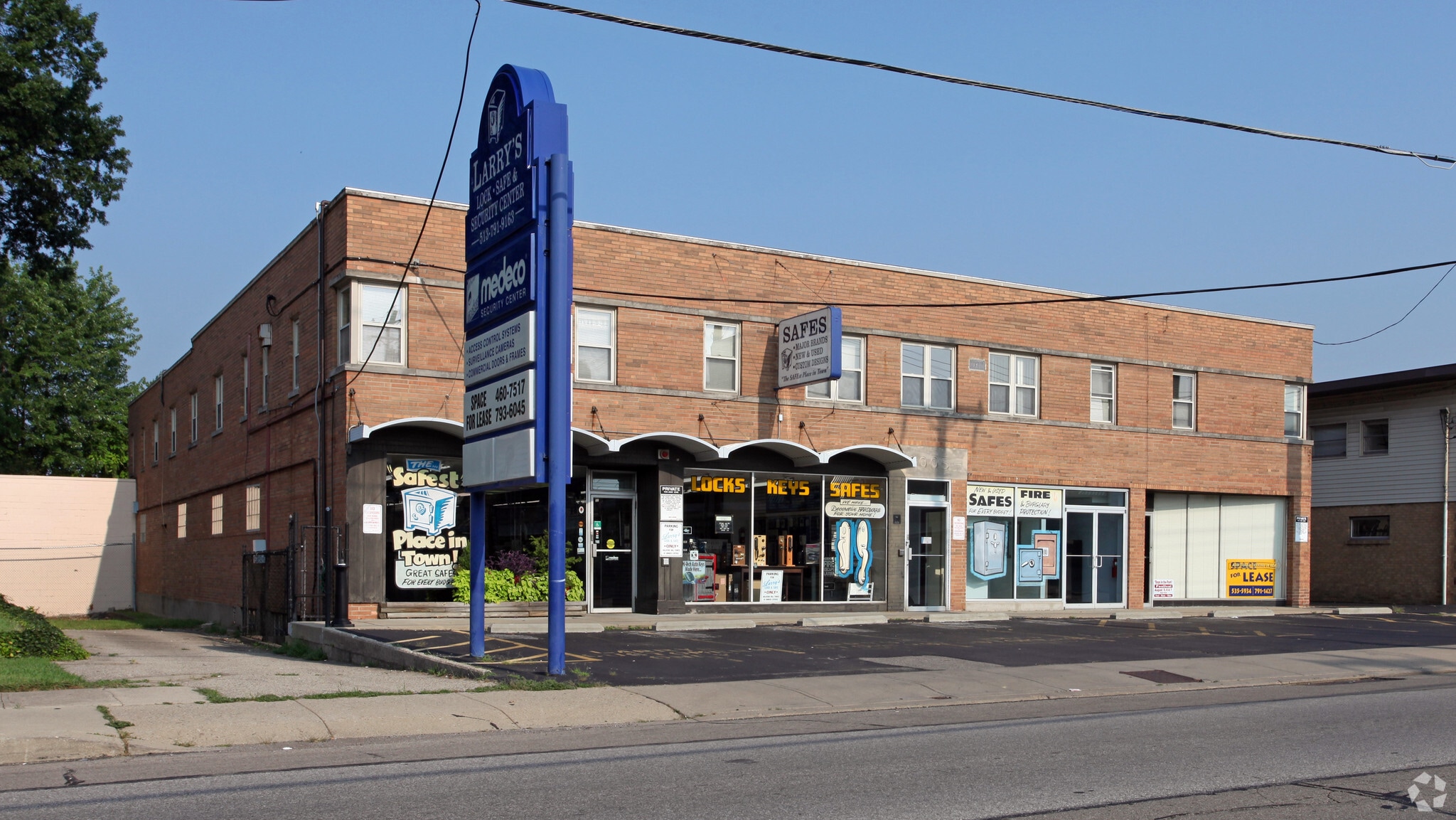 8005 Plainfield Rd, Cincinnati, OH for Rent