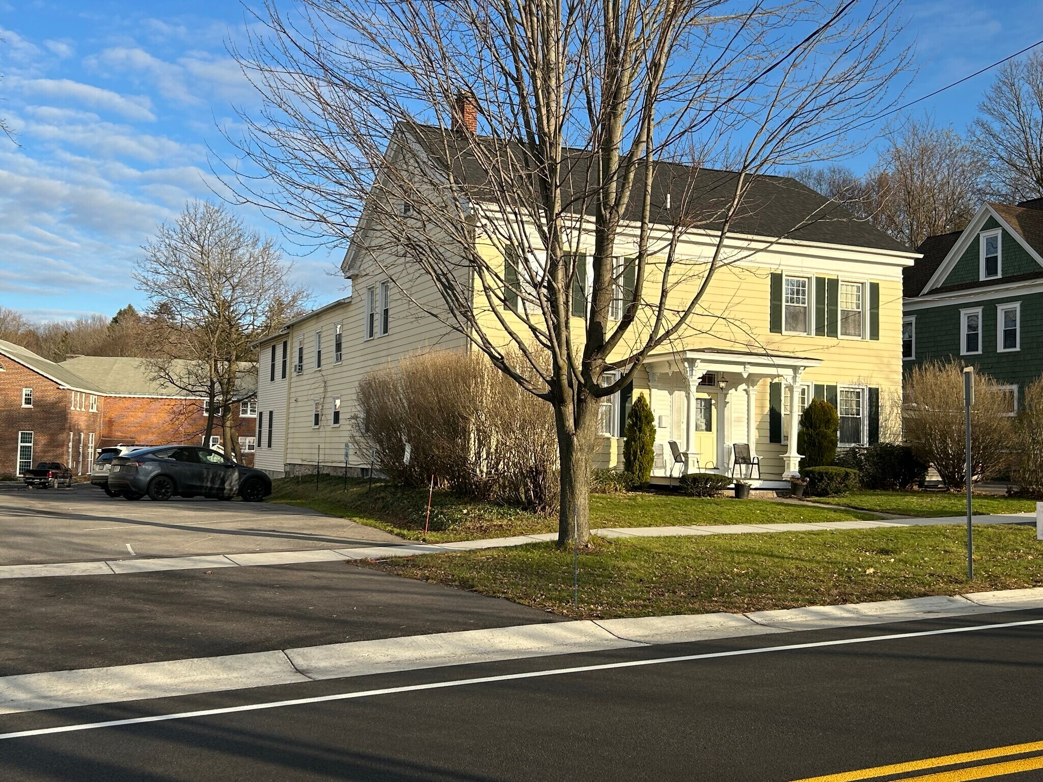 411 E Seneca St, Manlius, NY for Sale