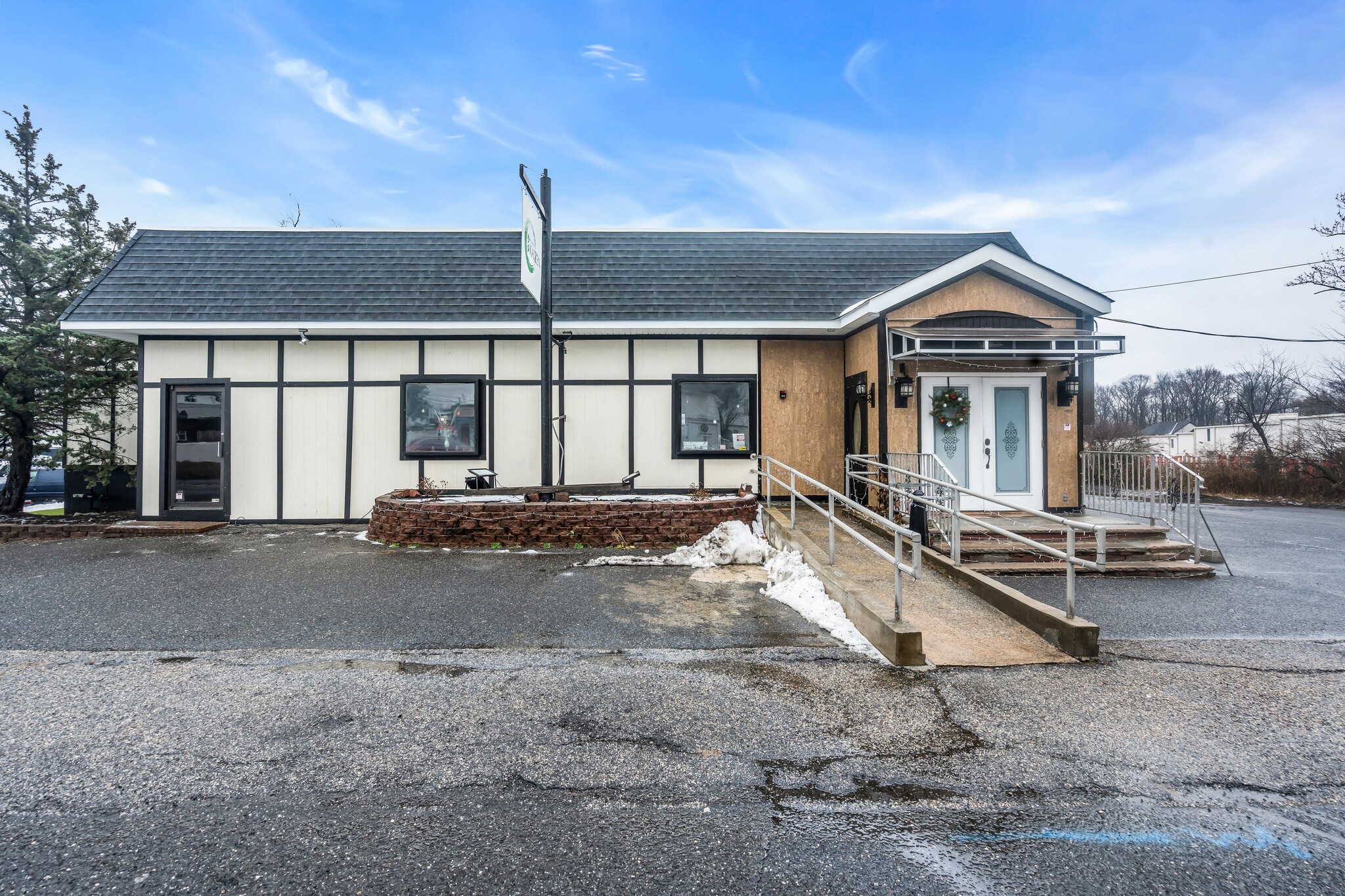 392 Rt-34, Matawan, NJ for Sale