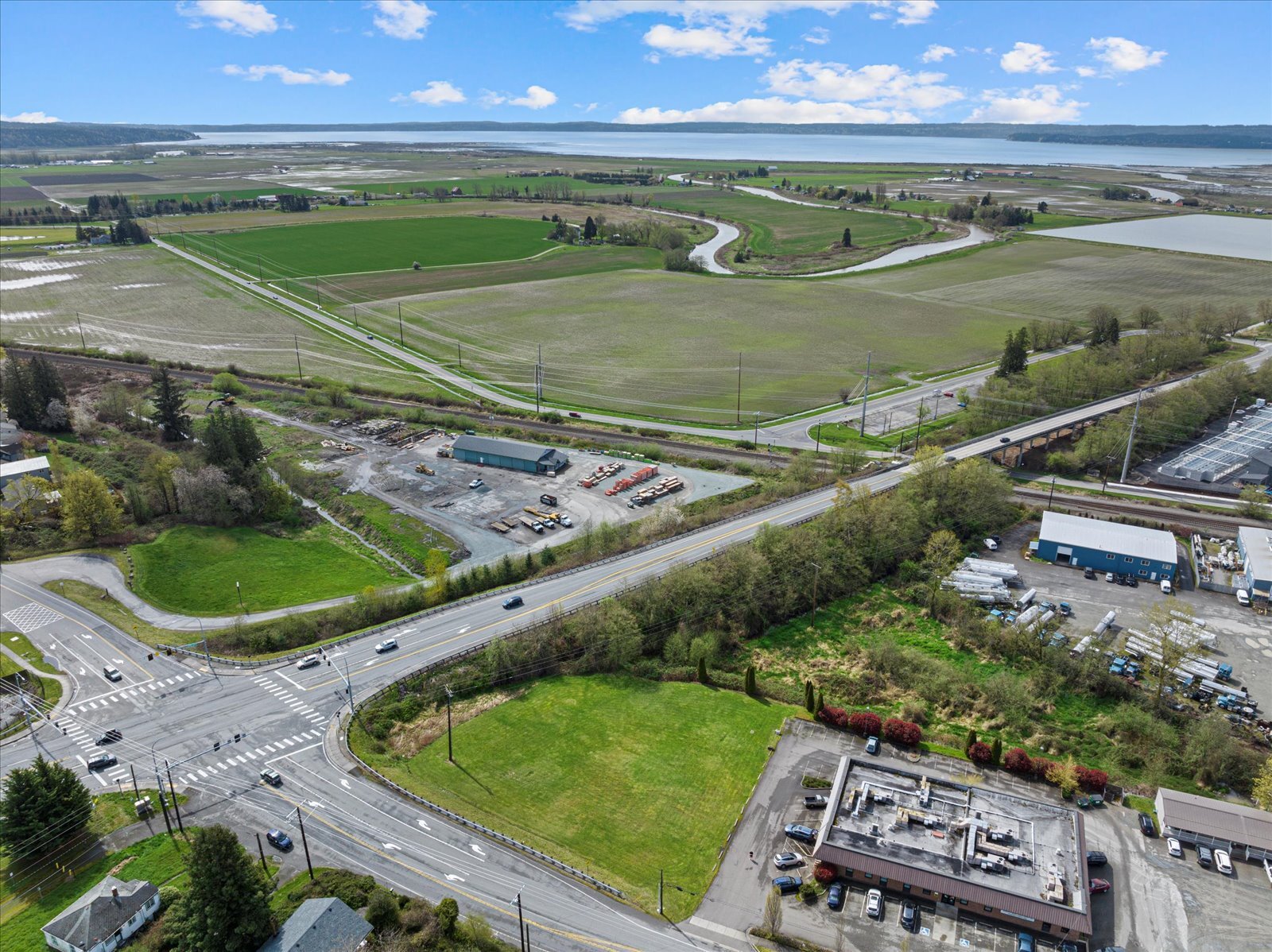 26820 Pioneer hwy, Stanwood, WA for Sale