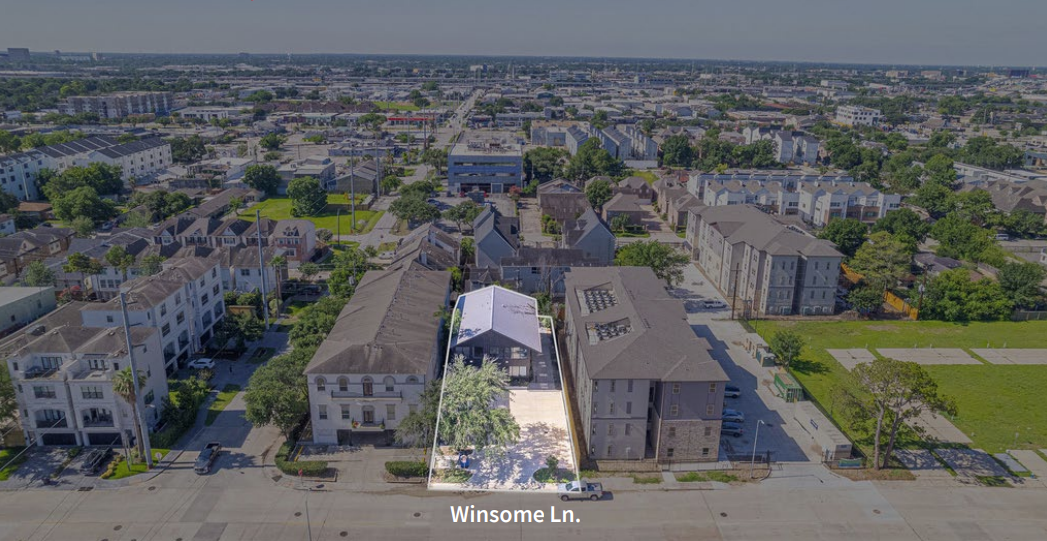 5805 Winsome Ln, Houston, TX for Sale