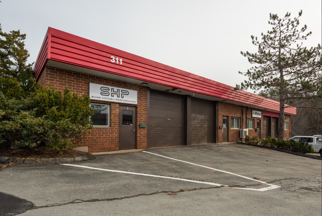 325 Rocky Lake Dr, Bedford, NS for Rent