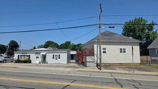 Tiverton, RI Storefront Retail/Residential - 741 Main Rd & 2 Haskins Rd