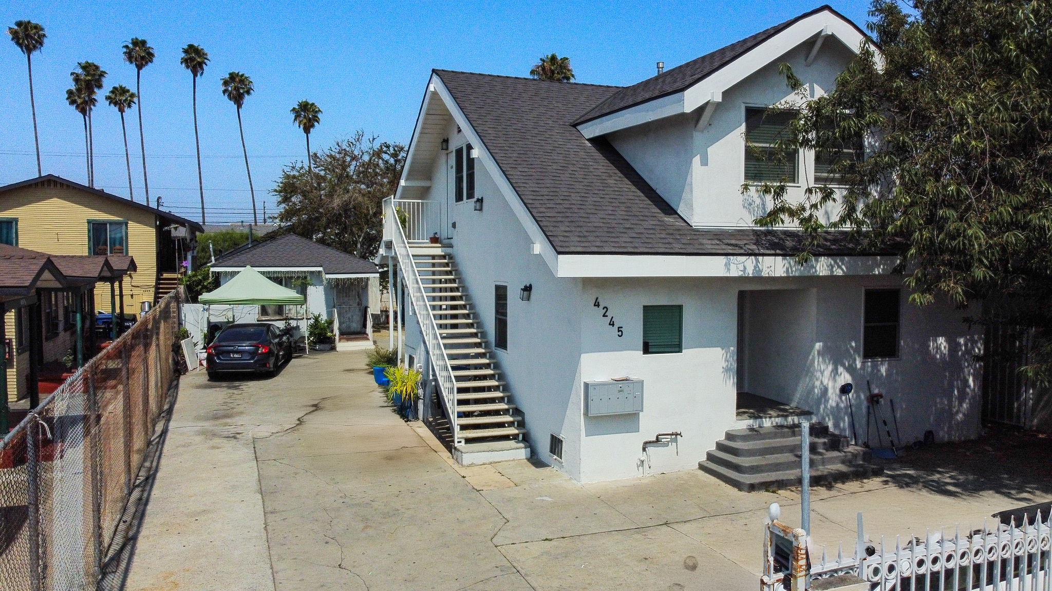 4245 Wall St, Los Angeles, CA for Sale