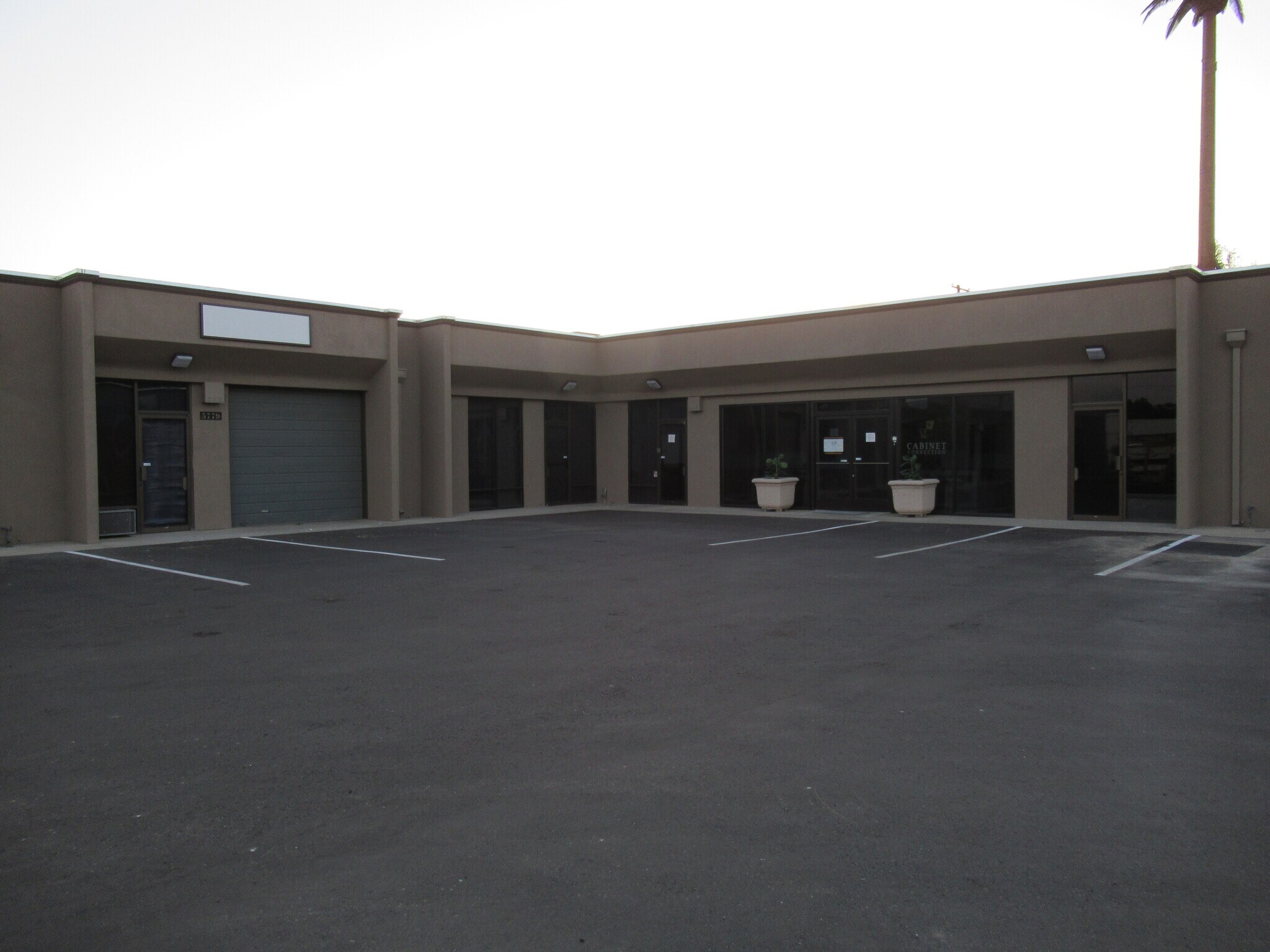 5771-5791 E Shields Ave, Fresno, CA for Rent