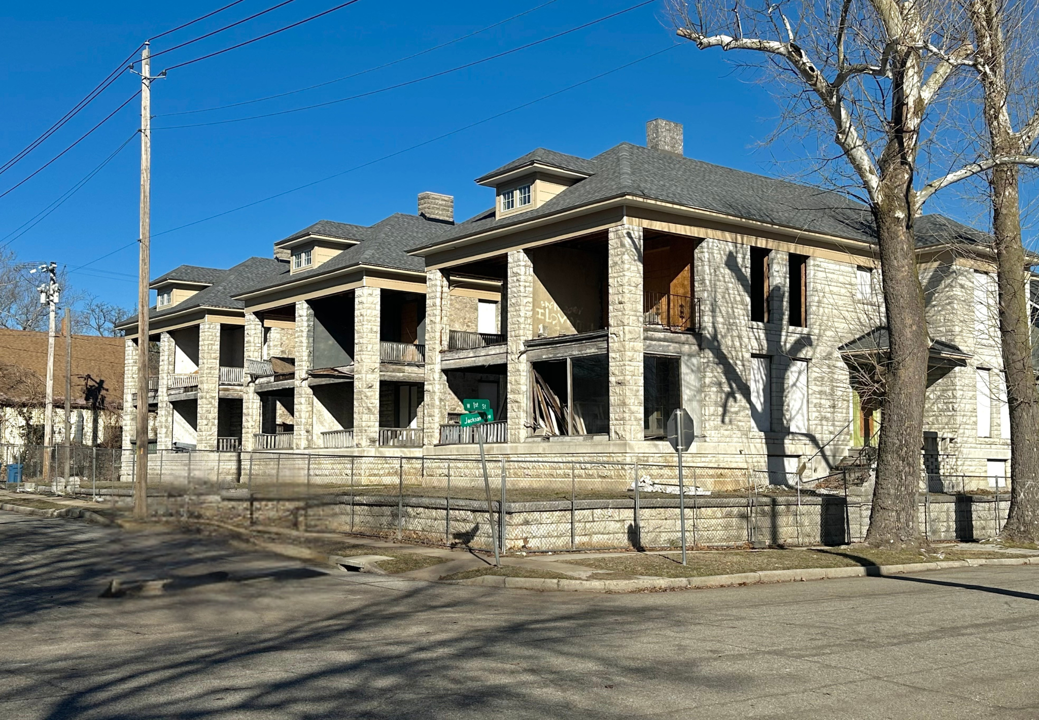 801 W 1st St, Joplin, MO for Sale
