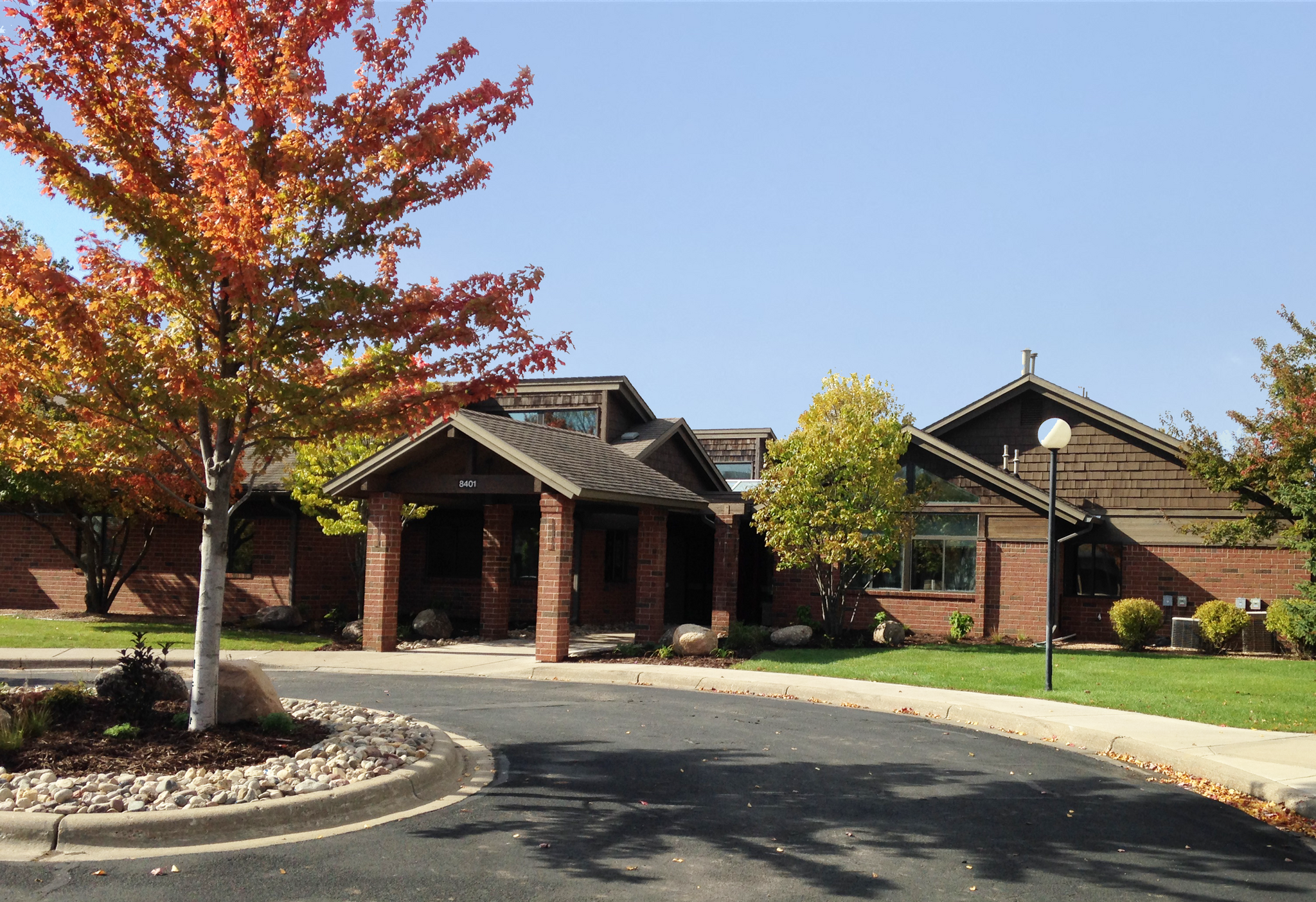 8401 Seasons Pky, Woodbury, MN for Sale