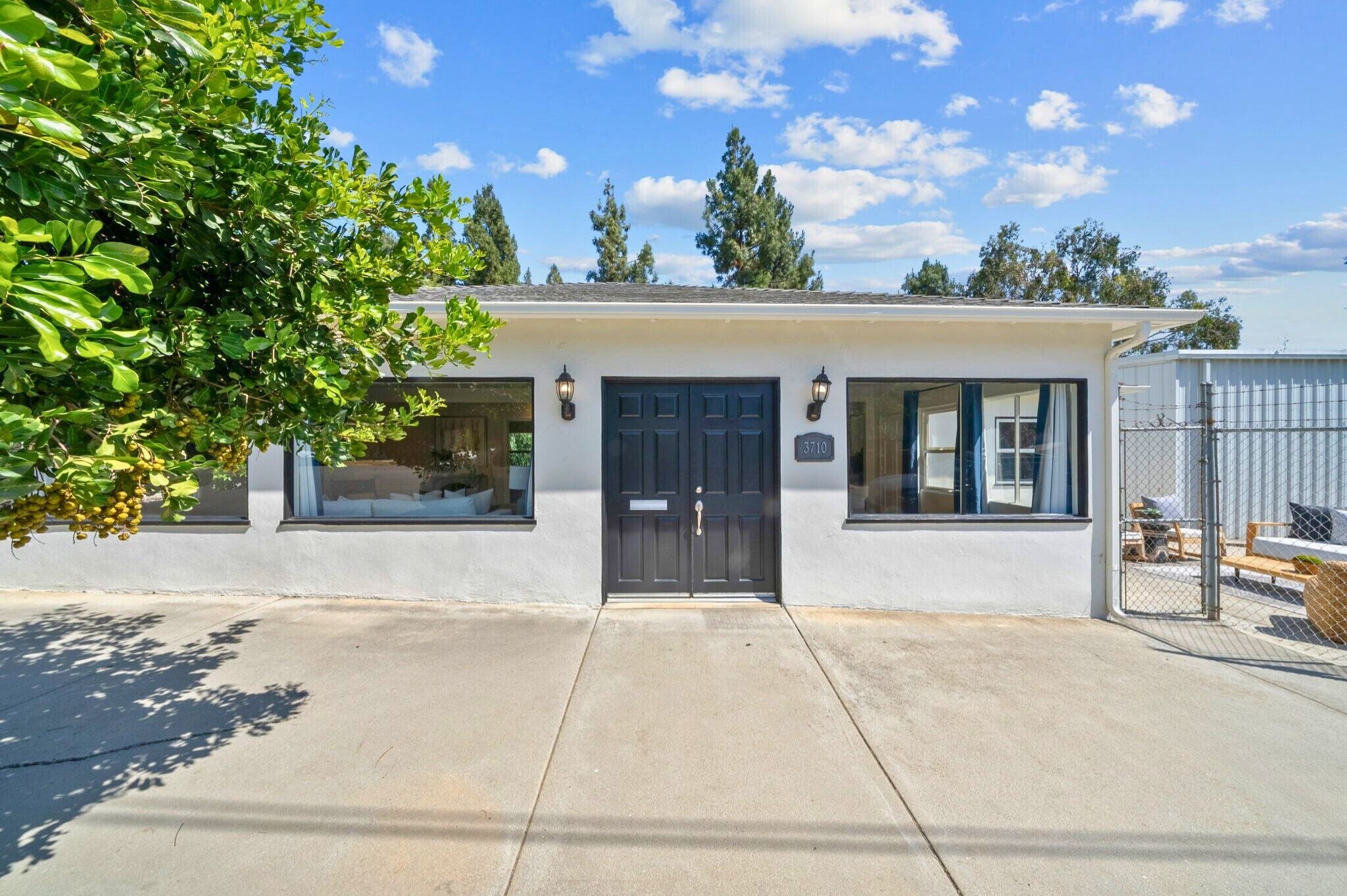 3710 Fletcher Dr, Los Angeles, CA for Sale