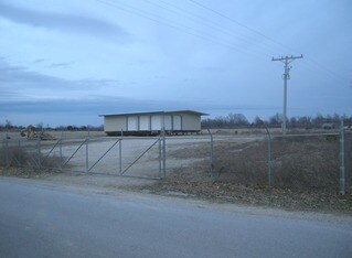 140 Midwest Ln, Strafford, MO for Rent