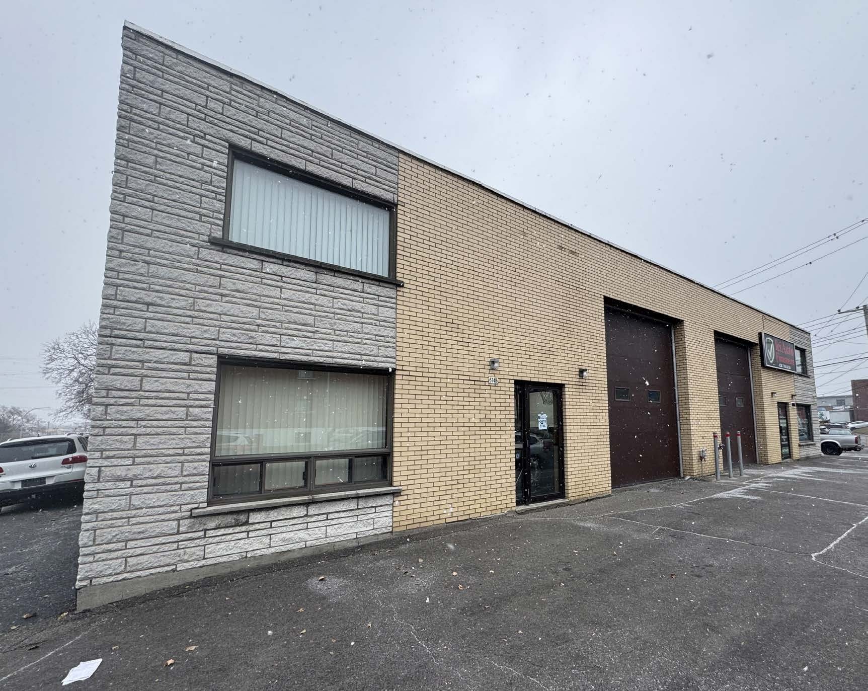 5748 Boul Industriel, Montréal, QC for Sale