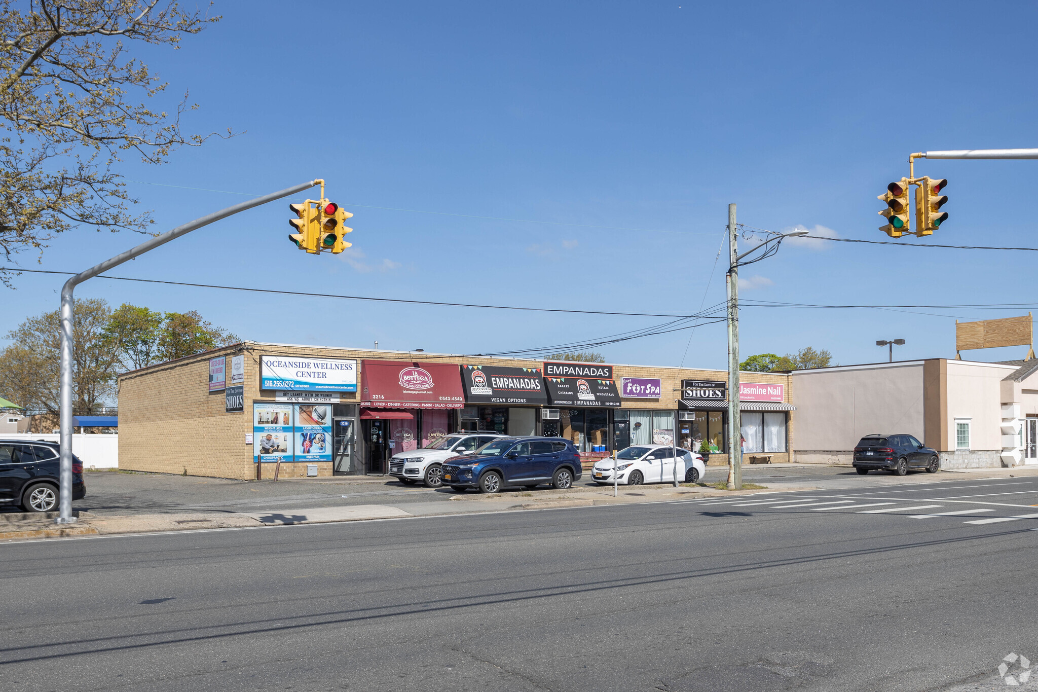 3206-3224 Long Beach Rd, Oceanside, NY for Sale