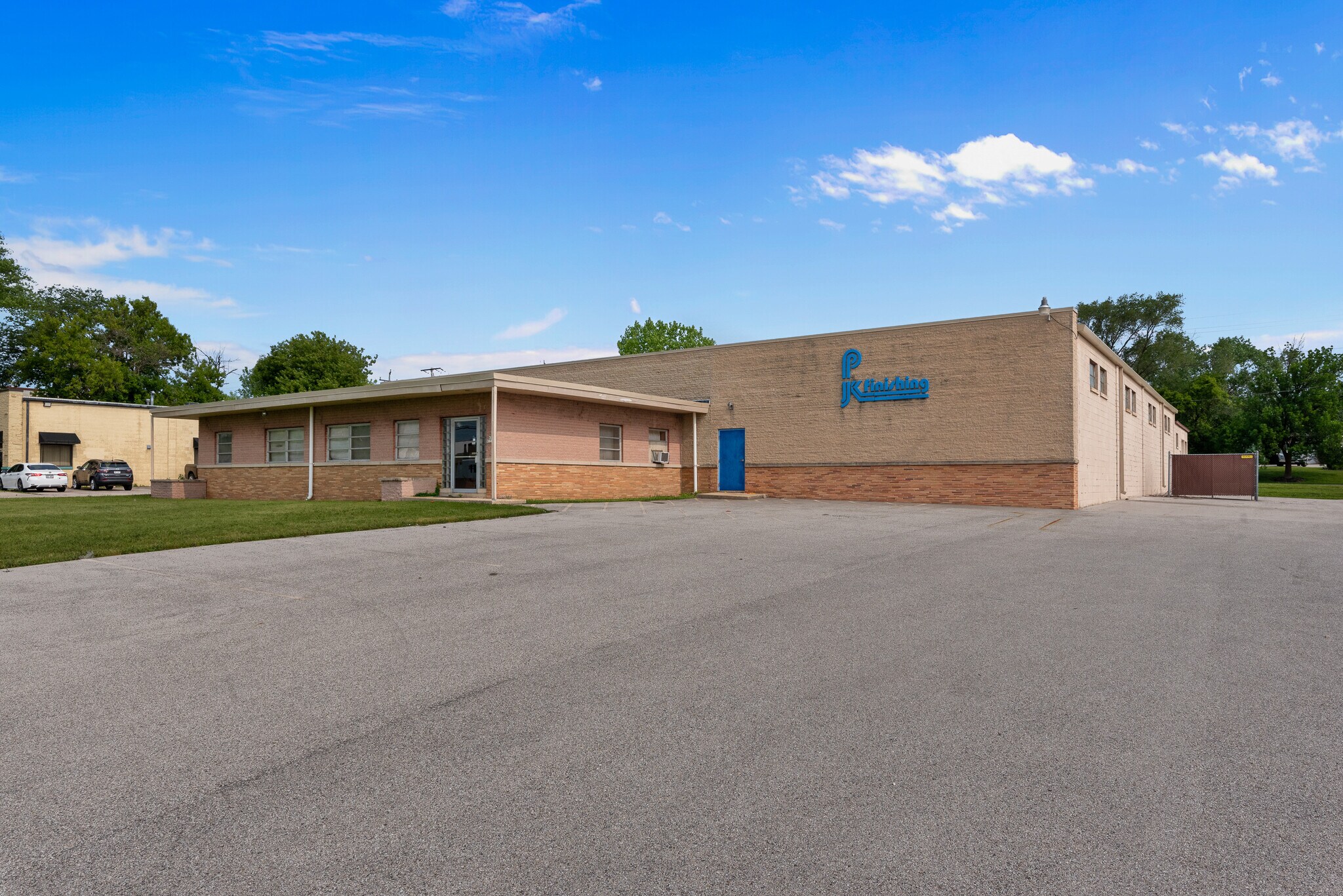 N57 W13520 Reichert Ave, Menomonee Falls, WI for Rent