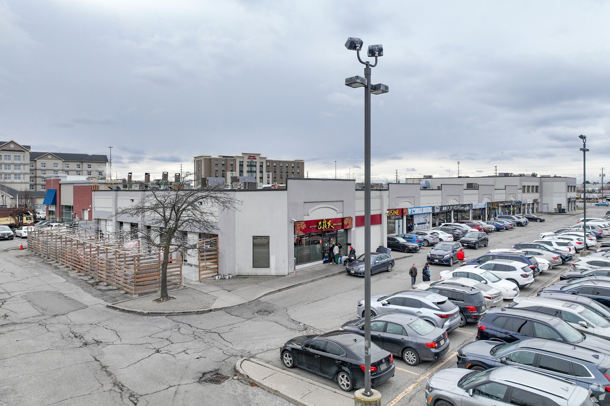 8261 Woodbine Ave, Markham, ON for Rent
