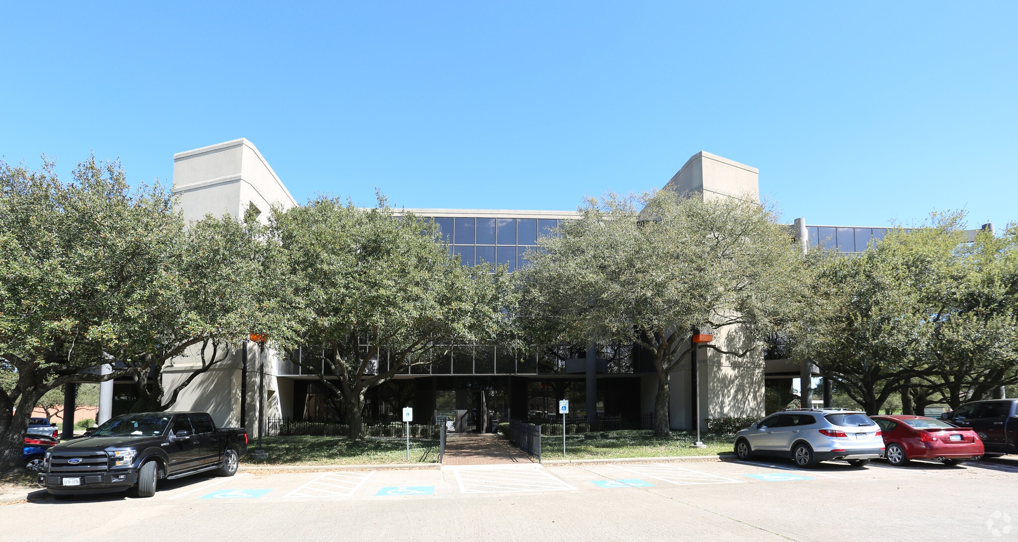 9950 Cypresswood Dr, Houston, TX for Sale