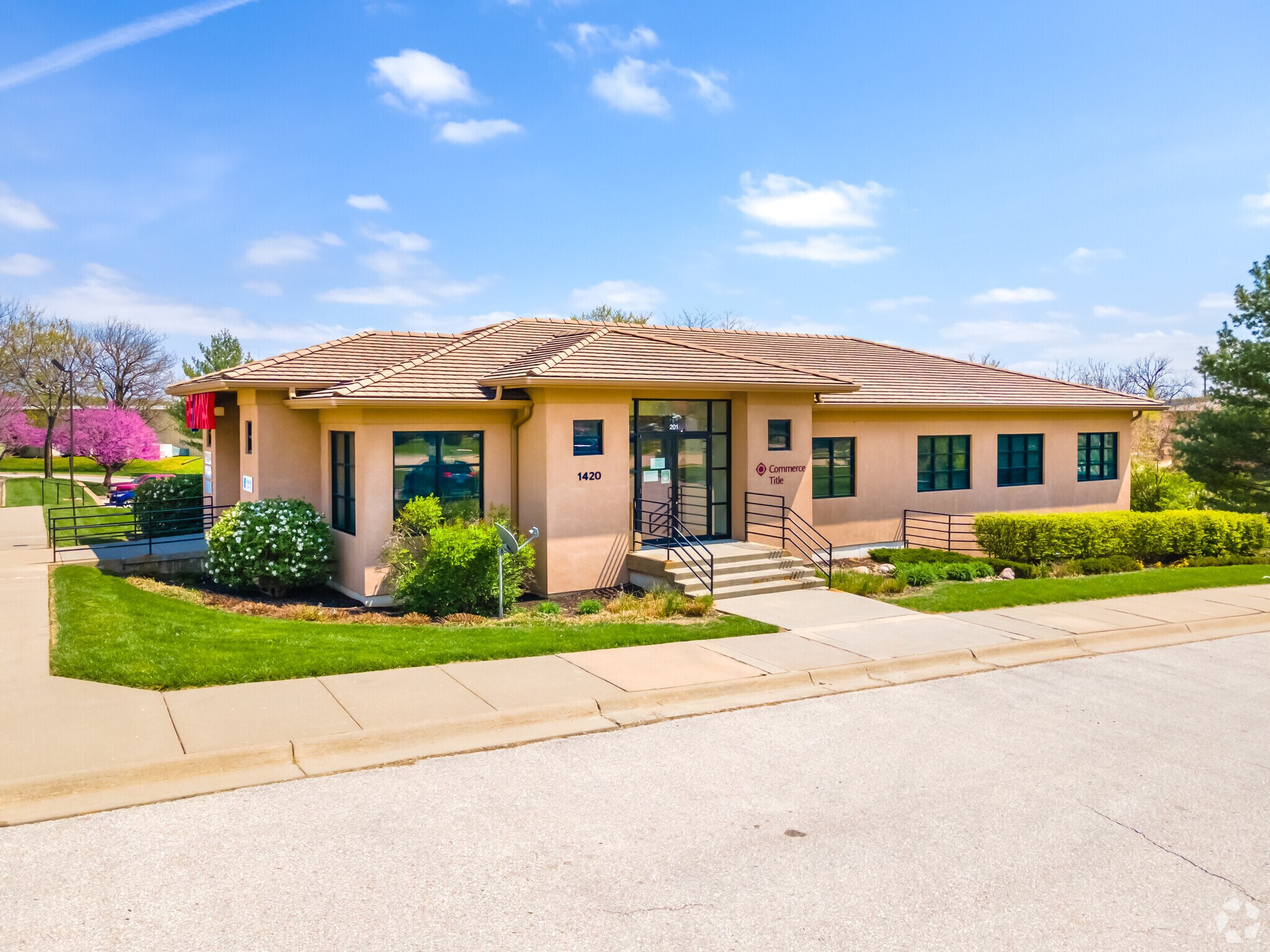 1420 Wakarusa Dr Lawrence, KS 66049 Office Property for Lease on