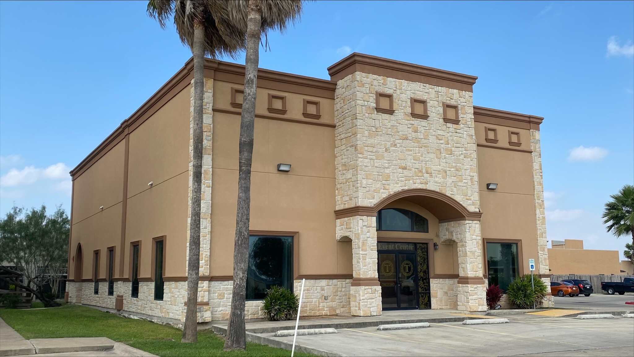 4319 S Expressway 83, Harlingen, TX for Rent