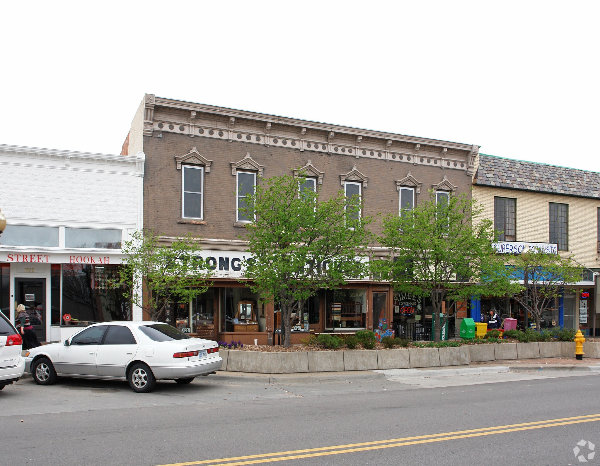 1025-1027 Massachusetts St, Lawrence, KS for Rent