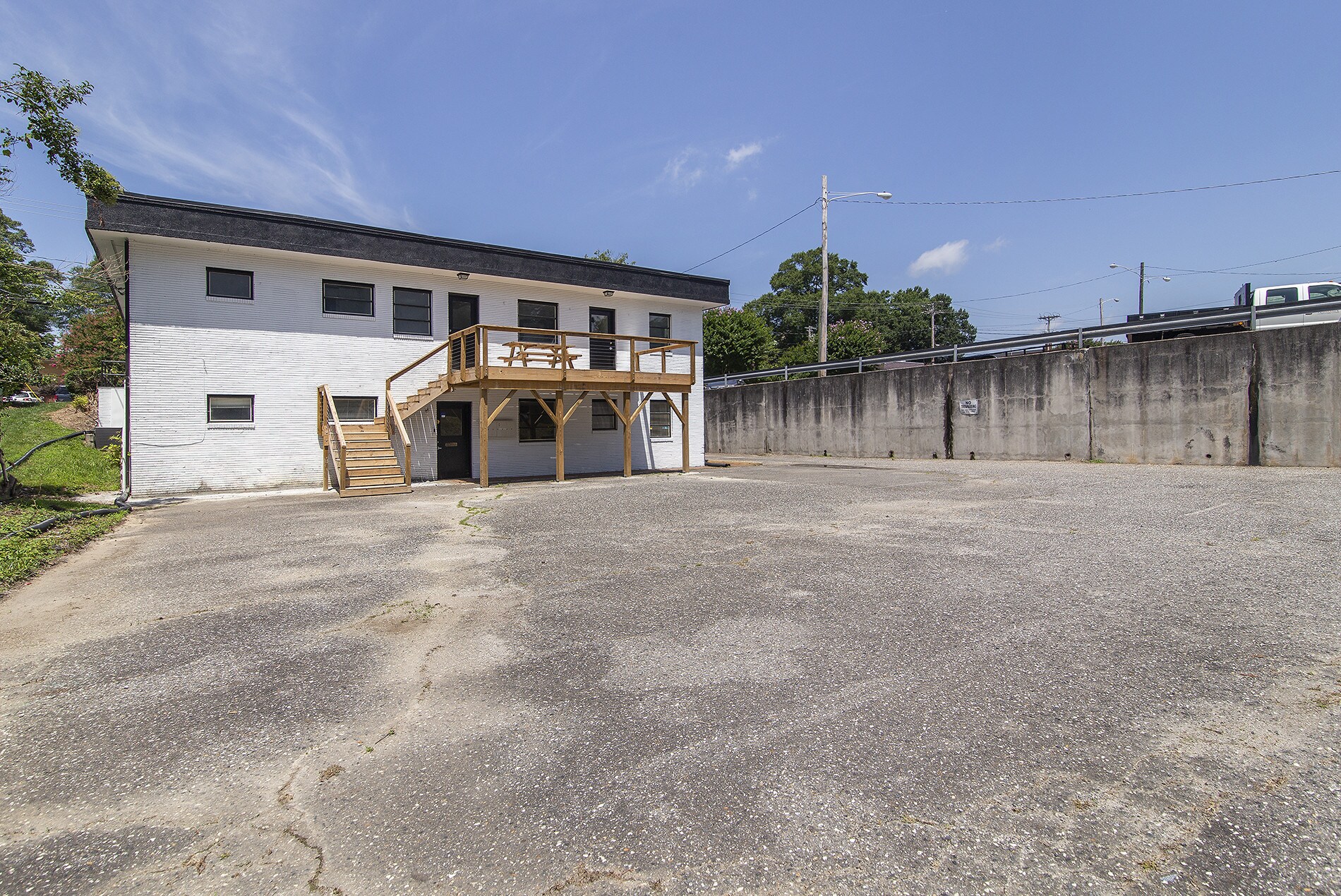 318 S South St Gastonia, NC 28052 Office Property for Lease on