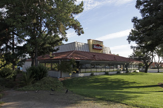 Redwood City, CA Retail - 200-400 Walnut St