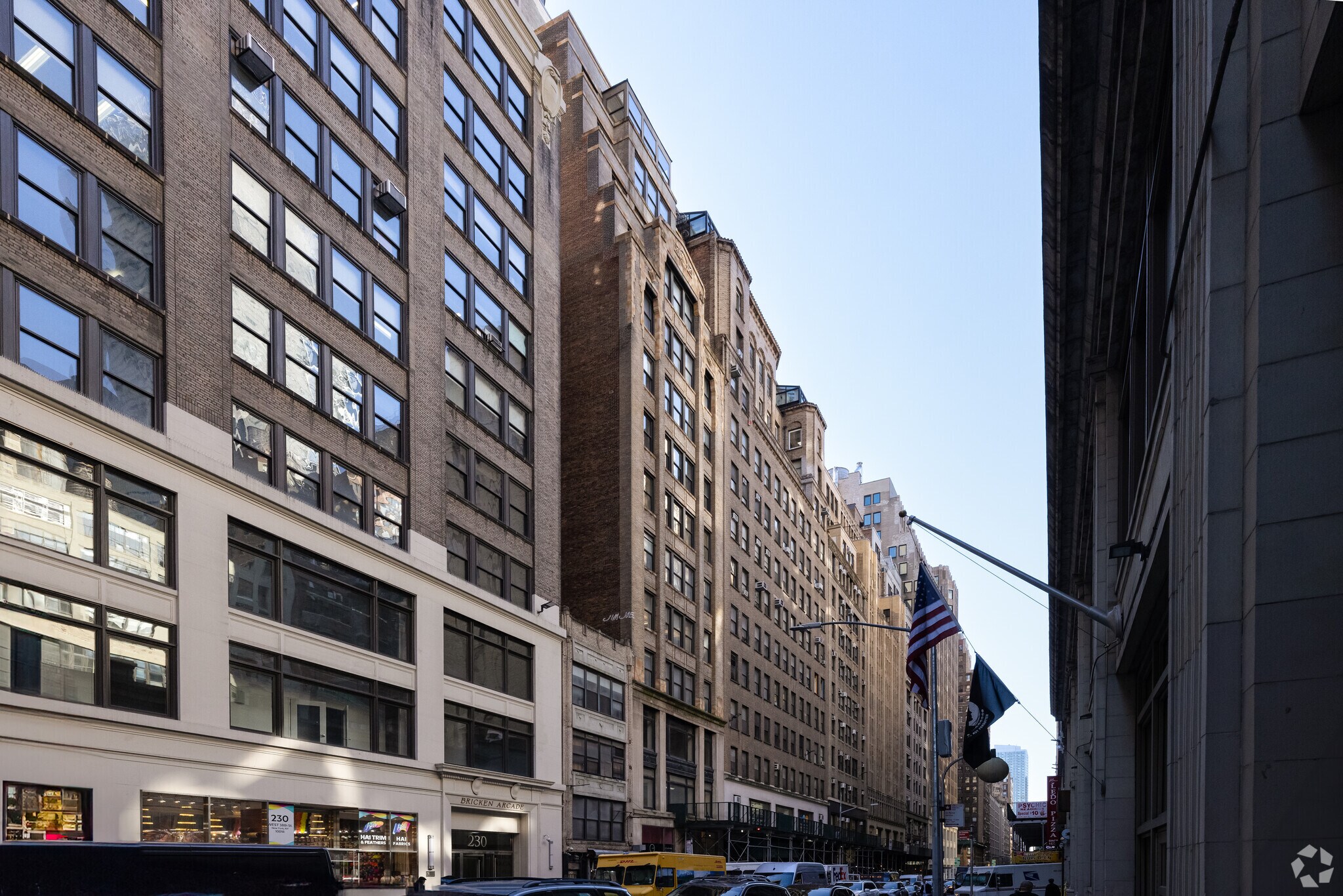 242 W 38th St, New York, NY for Rent