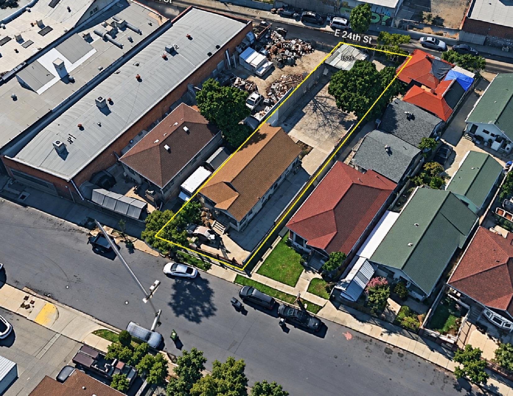 1626 E 23rd St, Los Angeles, CA for Sale