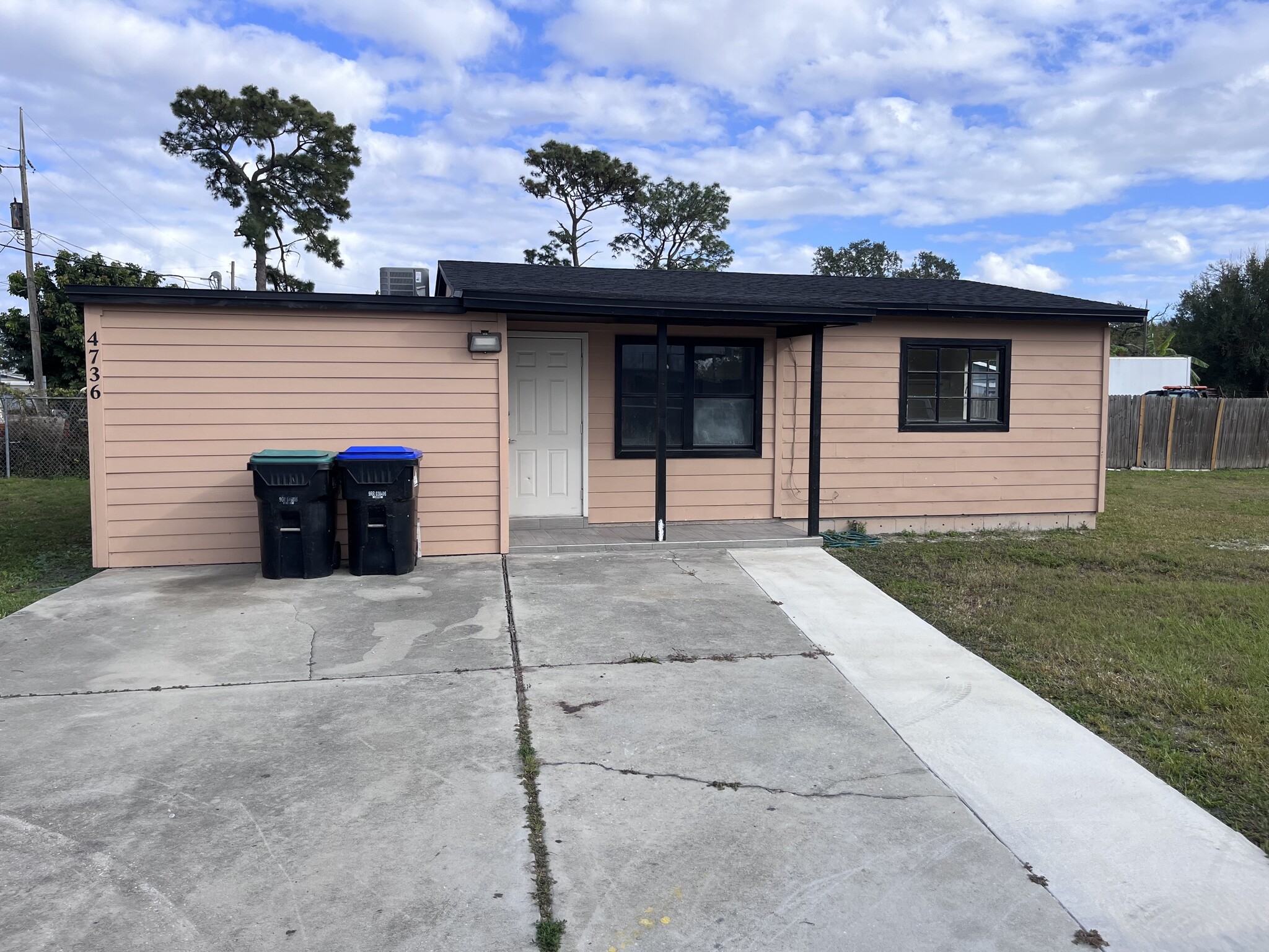 4736 W Concord Ave, Orlando, FL for Rent