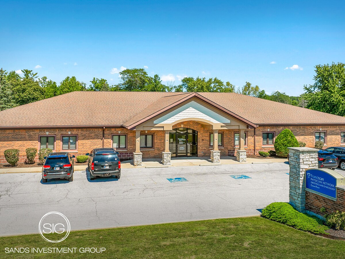 800 W Burrell Dr, Crown Point, IN for Sale