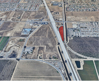 Bakersfield, CA Commercial Land - 99 Freeway and Taft Highway