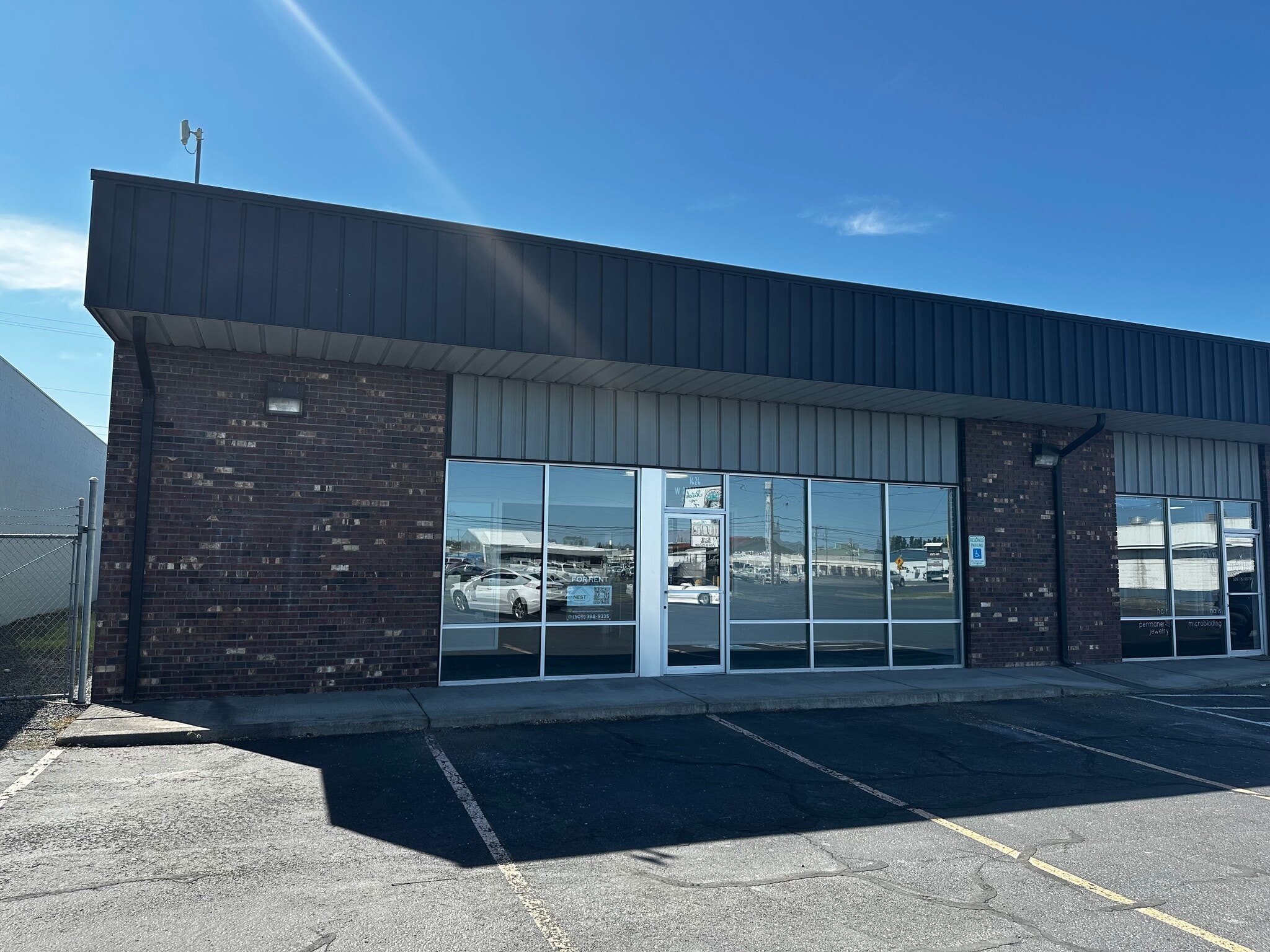1626 W Broadway Ave, Moses Lake, WA for Rent
