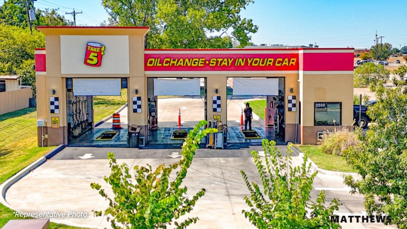 538 Aviation Rd, Queensbury, NY for Sale