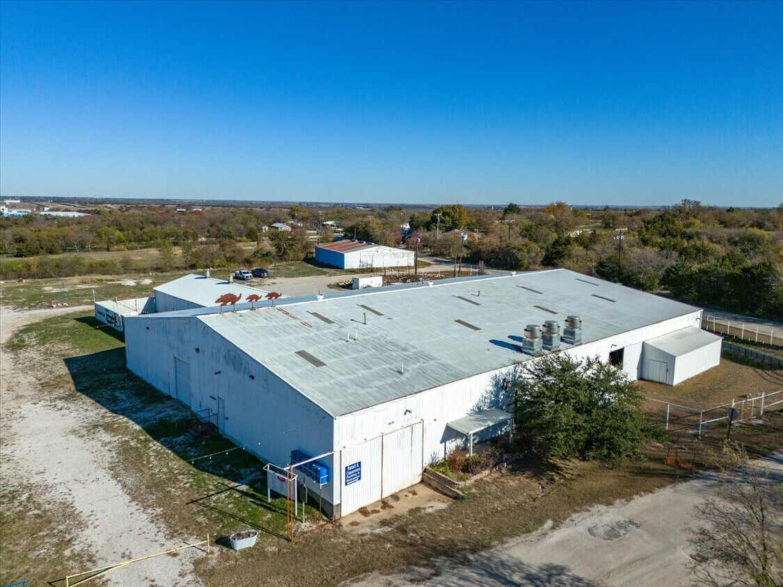 205 N Newark St, Decatur, TX for Sale