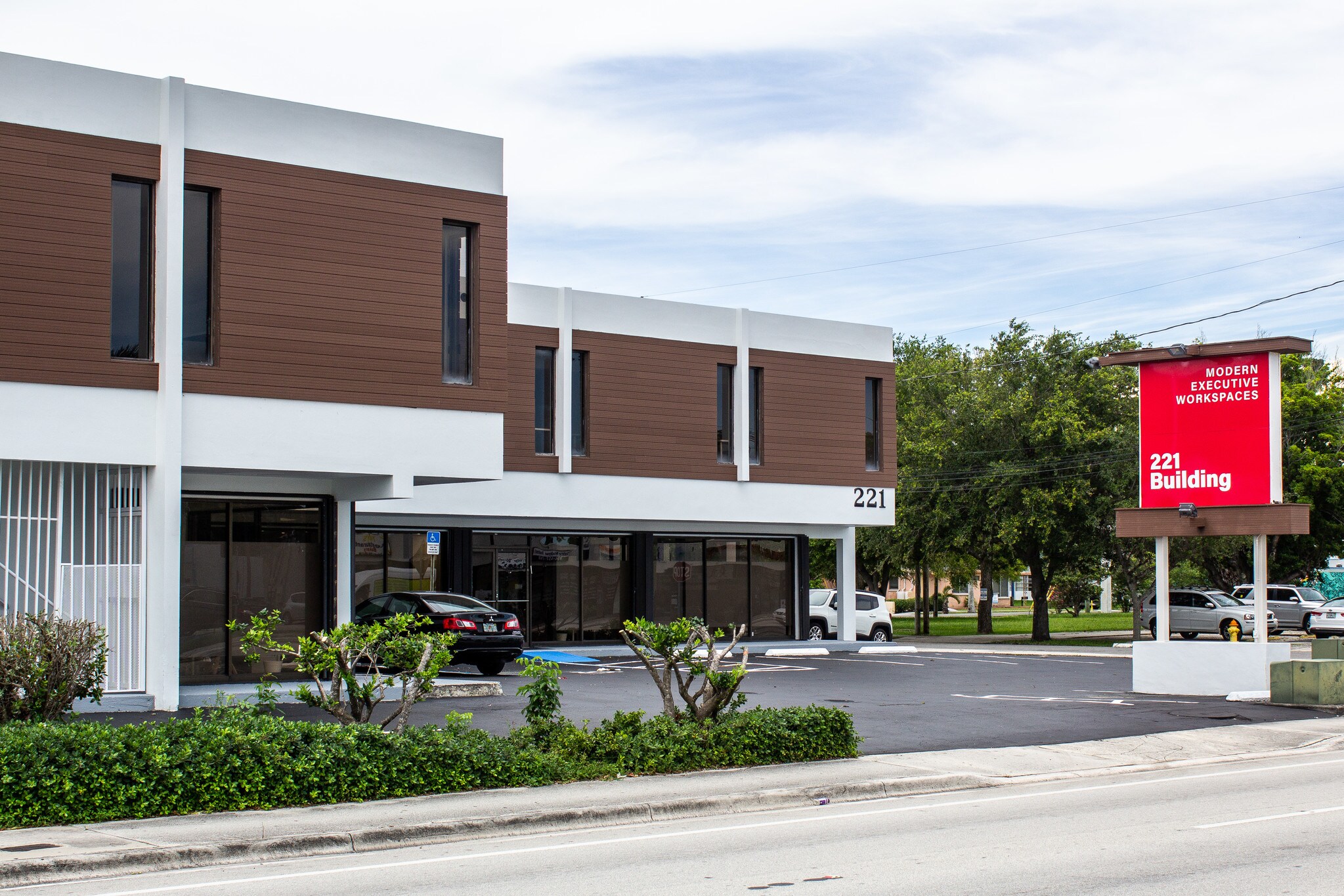 221 W Hallandale Beach Blvd, Hallandale Beach, FL for Rent