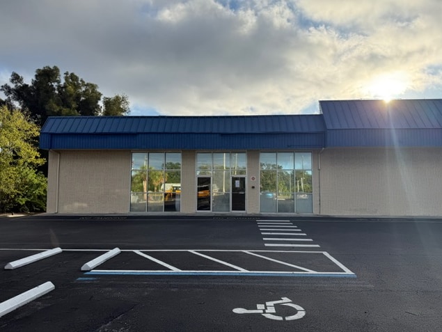 7400 US Highway 19, New Port Richey, FL for Rent