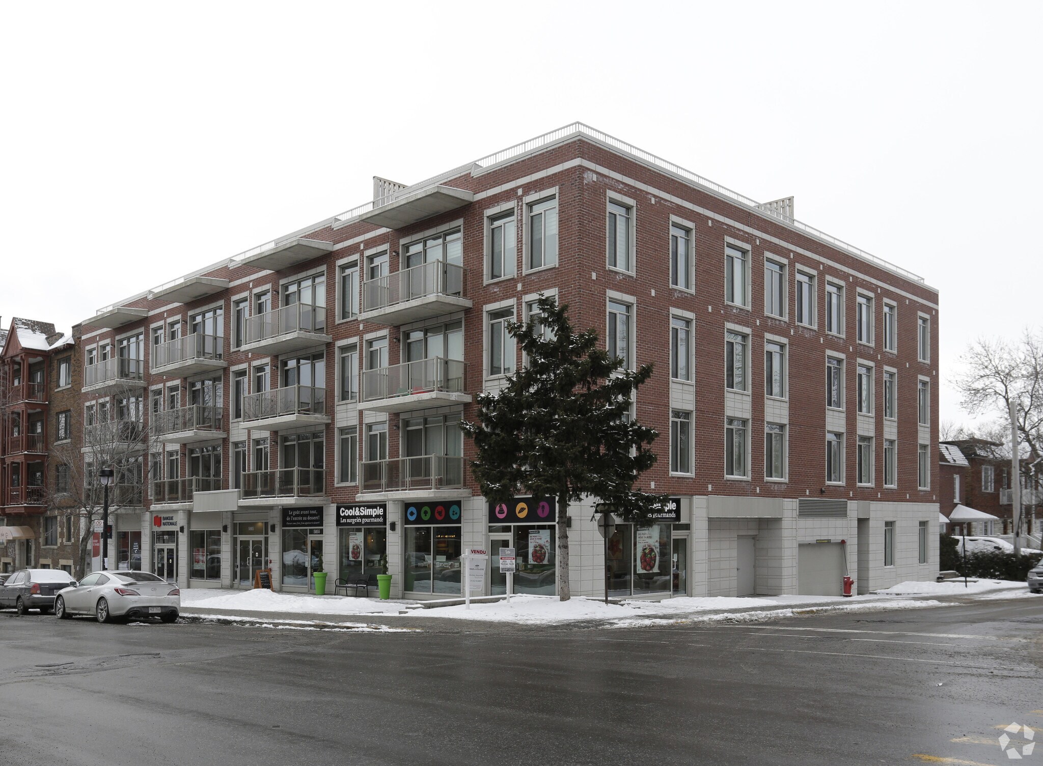 5855-5875 Av De Monkland, Montréal, QC for Rent