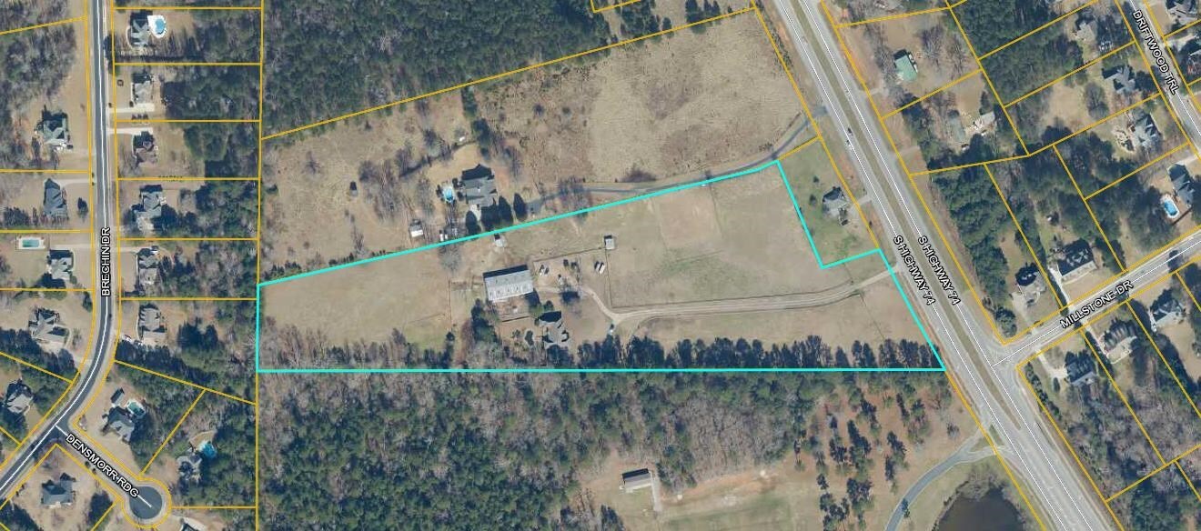 1521 Hwy 74 S, Senoia, GA for Sale