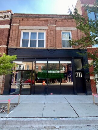 Chicago, IL Retail - 2882 N Milwaukee Ave