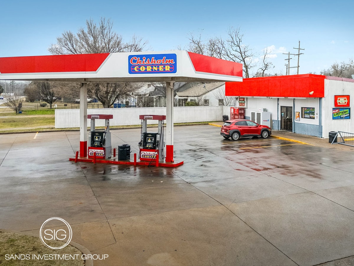 211 E Chestnut Ave, Duncan, OK for Sale