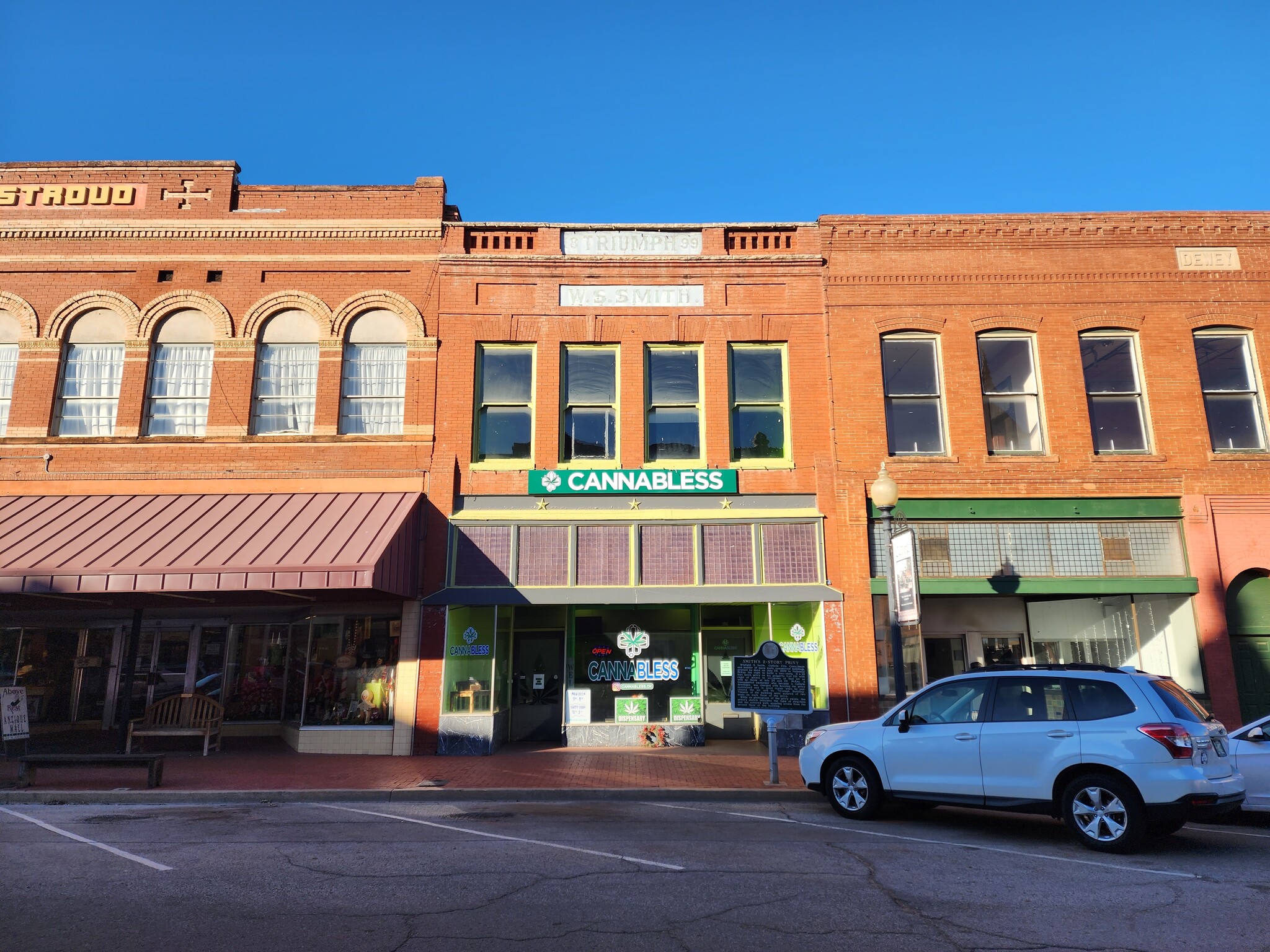 106 W Oklahoma Ave, Guthrie, OK for Rent