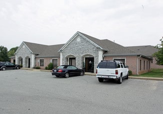 Jackson, TN Office - 2021-2027 Greystone Sq Jackson, TN Office - 2021-2027 Greystone Sq