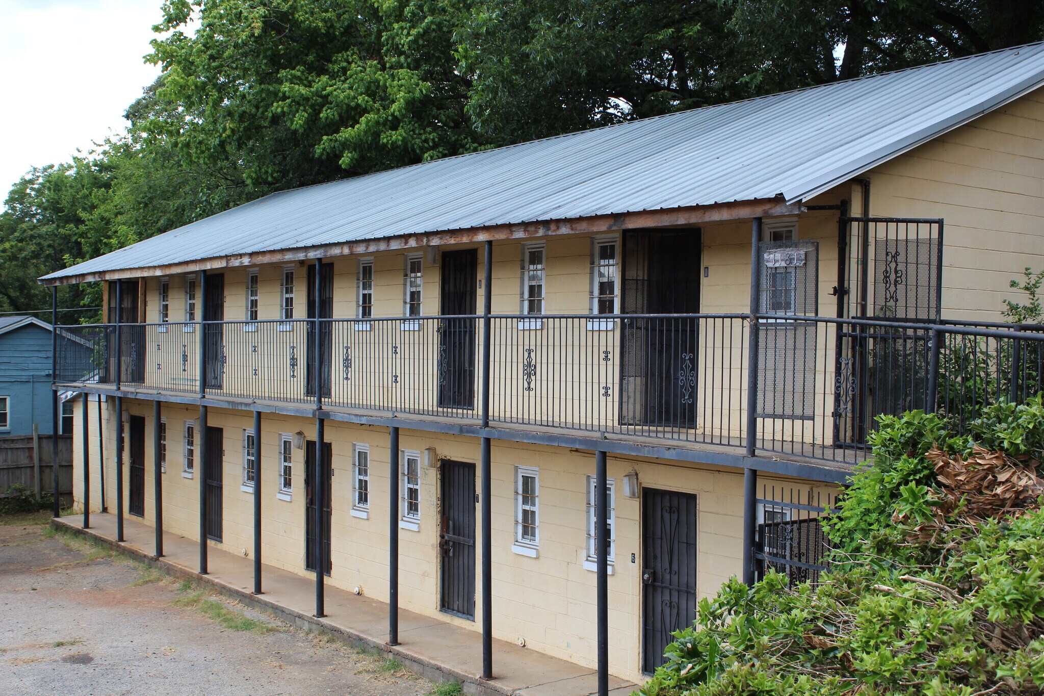 1181 SW Garibaldi St Atlanta, GA 30310 MultiFamily Property for Sale