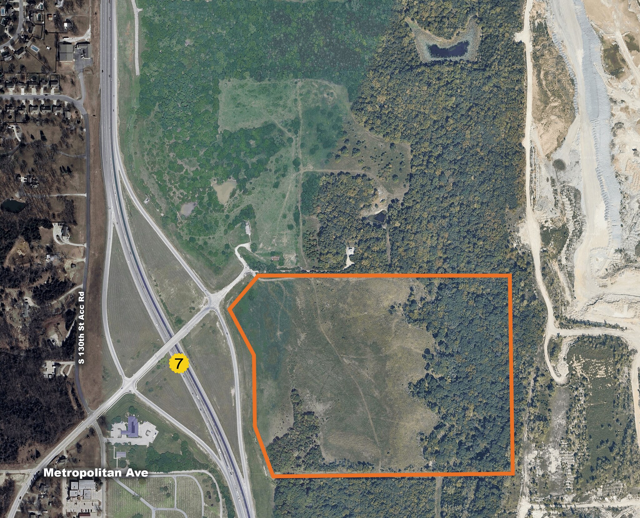 1401 S 130th St, Bonner Springs, KS for Sale