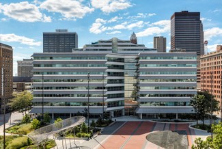 Des Moines, IA Office - 400 Locust St