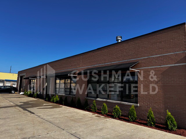 3200 W Le Moyne Ave, Stone Park, IL for Rent