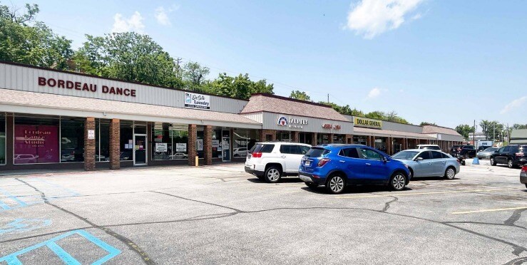 400-420 N Main St, De Soto, MO for Rent