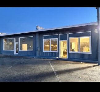 Kennewick, WA Storefront - 3503 W Clearwater Ave