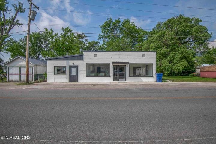 309 W Wheeler St, Rockwood, TN for Sale