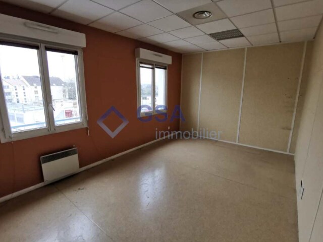 , Dammarie-les-Lys, SEM for Rent