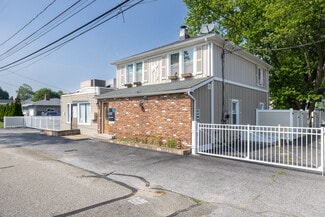 Lindenhurst, NY Office/Retail - 150 N Delaware Ave