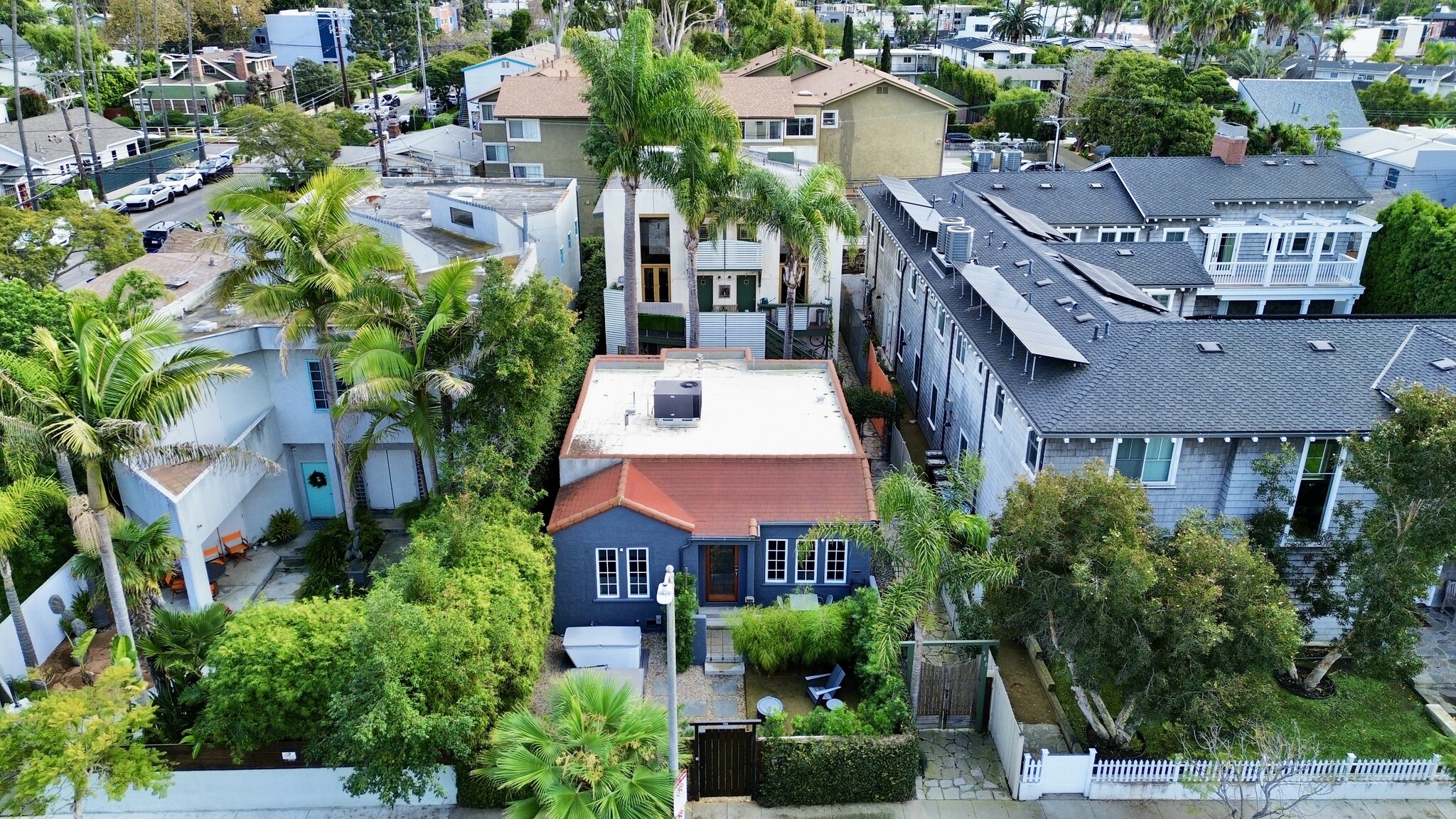 558 San Juan Ave, Venice, CA for Sale